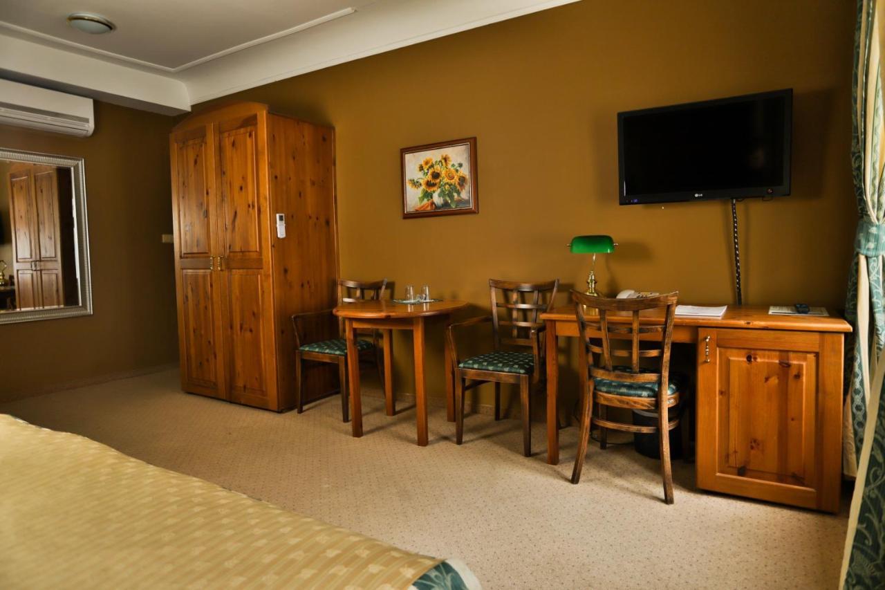 U Schnellu Hotel Prague Ngoại thất bức ảnh