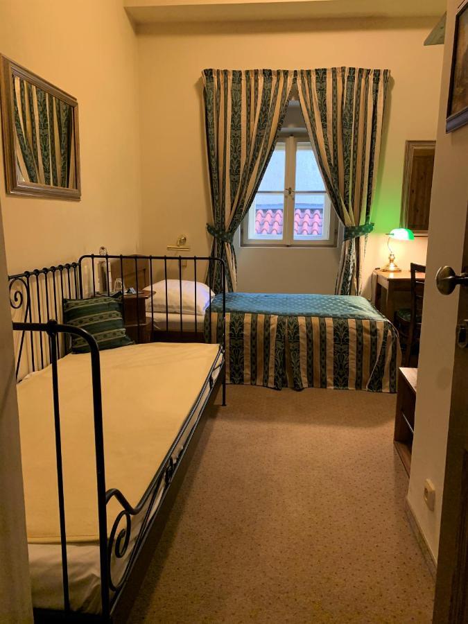 U Schnellu Hotel Prague Ngoại thất bức ảnh